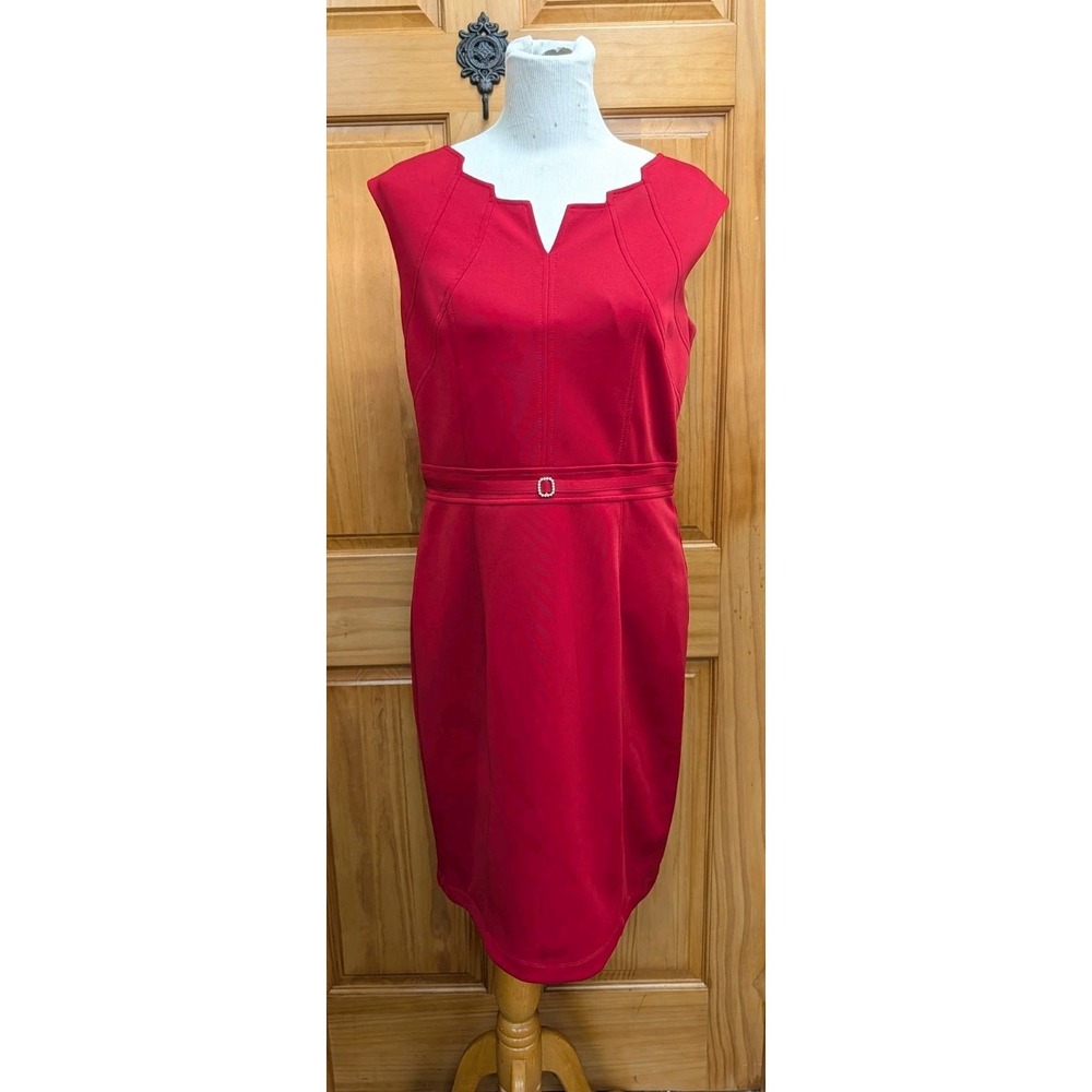 Ellen Tracey Women's Size 12 Red Sleeveless Sheath Bodycon Lined Rhinestone